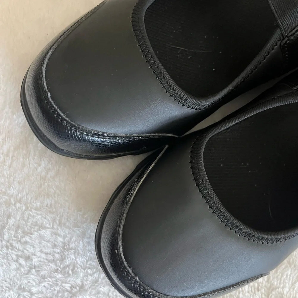 New Propet Black Flats & Loafers women’s Sz‎ 12